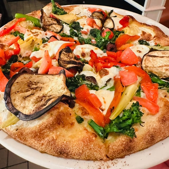Primavera Pizza.