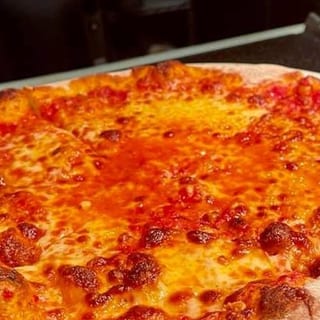 Create Your Own Pizza - Lunch